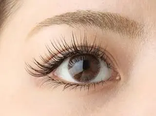 マツエク・マツパ ニコット ラッシュ 神戸三宮店のマツエク・マツパデザイン