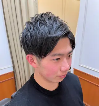 ショート メンズ 【24時まで営業✨】 吉本　成樹のヘアスタイル