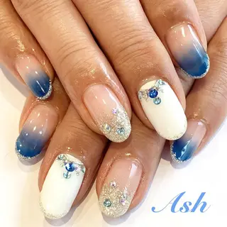 ネイル 🩵NORIKO 上品ネイルが得意🩵のネイルデザイン