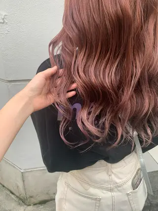 ロング カラー ヘアアレンジ SALOWIN藤沢店所属・サナ🌱 切りっぱなしボブのヘアスタイル