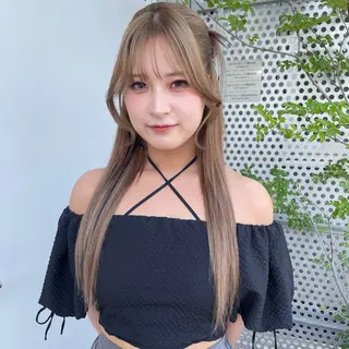 ロング ヘアアレンジ トレンドカラー🥣／ ヘアアレンジ✩.*˚のヘアスタイル