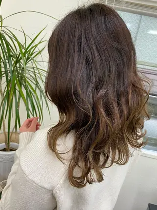 セミロング ヘアアレンジ 安澤 彩奈のヘアスタイル