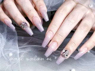ネイル ✨Nailsalon Vi+✨のネイルデザイン