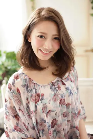 ミディアム パーマ FORTE所属・フォルテ青山 カットカラー0円のヘアスタイル