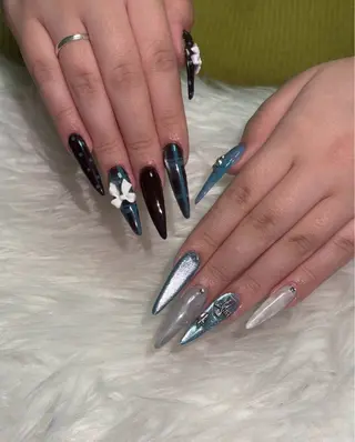 ネイル hairsBERRY久留米店所属・liastella ruuのネイルデザイン