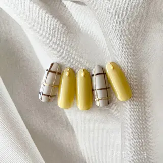 ネイル nailsalon 9stella所属・久保 菜摘のネイルデザイン