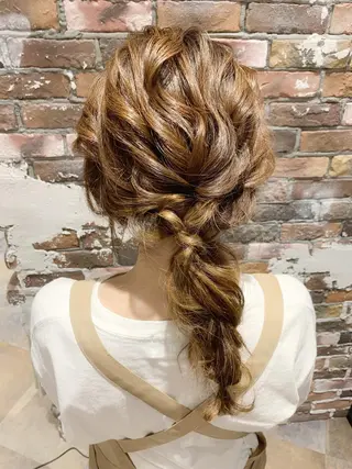 ヘアアレンジ 佐藤 ナルトのヘアスタイル