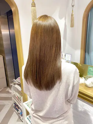 セミロング レイヤーカット /透明感カラー西田のヘアスタイル