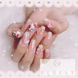 ネイル MIU REBESTのネイルデザイン