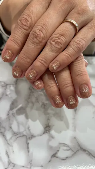 ショート ブラウン 広奈子のネイルデザイン