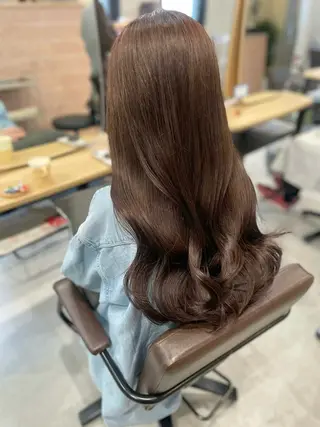 ロング アキ/梅田/顔まわり /レイヤーカット/のヘアスタイル