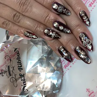 ネイル ネイルリボン 受付スタッフのネイルデザイン