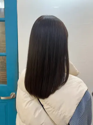 ミディアム カラー KANA/ボブ/ インナーカラー/艶髪のヘアスタイル