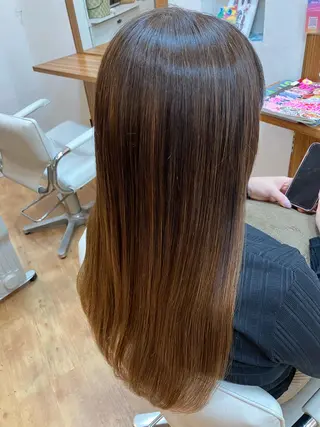 ロング 湯浅 貴子のヘアスタイル