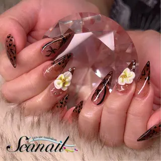 ネイル 小尾 栞のネイルデザイン