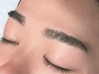 メンズ アイブロウ まつ毛パーマ/アイブロウ眉毛/マツエク専門サロンMiriJR茨木店所属・まつ毛/眉毛サロン Miri山下のマツエク・マツパデザイン