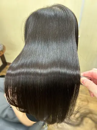 ロング みやたゆうき 髪質改善講師のヘアスタイル