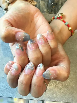 ネイル Nest 岩崎のネイルデザイン