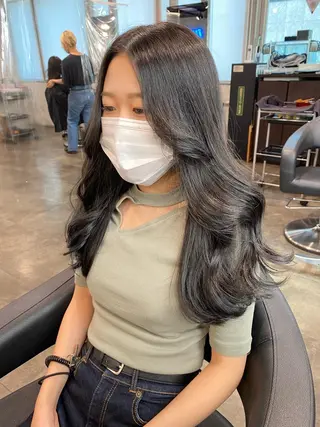 カラー 🔷似合わせのプロ KUMA🔷のヘアスタイル