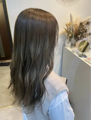 ロング カラー 中村 あやかのヘアスタイル