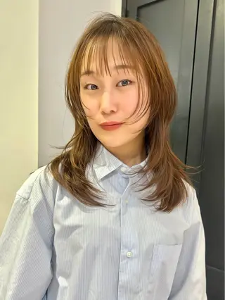 ミディアム カラー パーマ レイヤー/透明感/ ブリーチなし/わかなのヘアスタイル