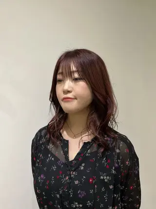 ミディアム カラー arteHAIR所属・arte鈴木 ひなののヘアスタイル