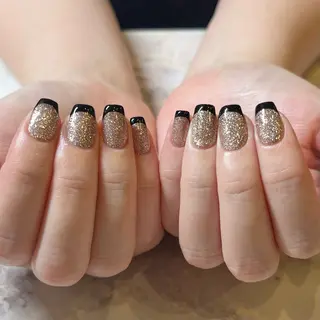 ネイル MORE-NAIL所属・Miki. MORE -NAILのネイルデザイン