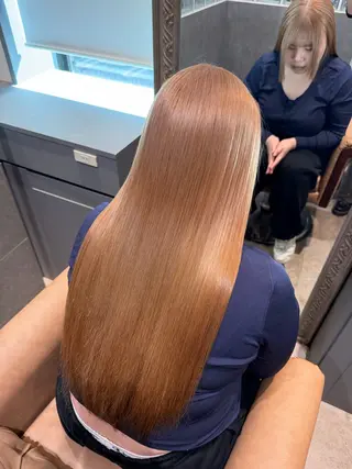 ロング あさひ/透明感 ／ハイトーンのヘアスタイル