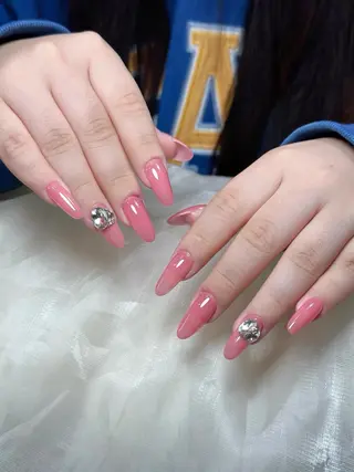 ネイル EE.Nail所属・FuFu.Nail 2️⃣番のネイルデザイン