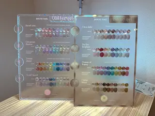 ネイル SALON W🍎 Hiinaのネイルデザイン