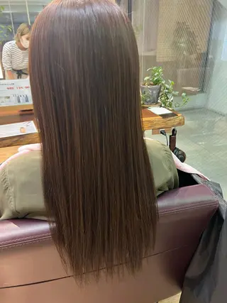 ロング 秋山 聡子のヘアスタイル