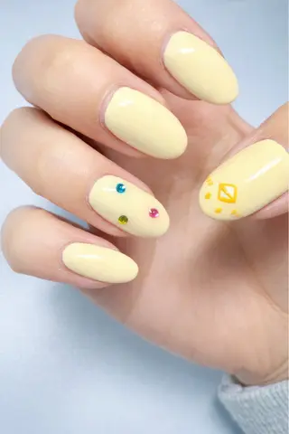 ネイル Oasisネイル相模大野所属・Moeka ✴︎のネイルデザイン