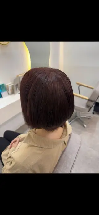 ショート カラー 鈴木 凜音のヘアスタイル