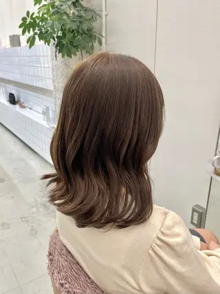 ミディアム カラー 🌼花屋併設🌼 木下奈々望のヘアスタイル