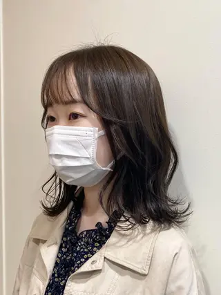 ミディアム カラー salowin渋谷kitaya park前所属・RIKA韓国ヘア/く びれヘア/上品カラーのヘアスタイル