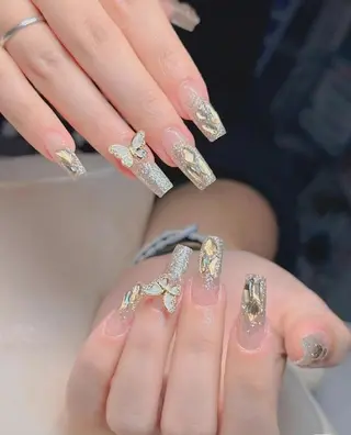 ネイル THE　ONE栄店所属・Theone栄店 川原のネイルデザイン