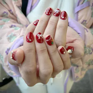 ネイル nishi ✴︎✴︎✴︎のネイルデザイン