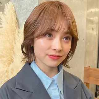 ミディアム カラー レイヤー/ブリーチ /暖色/ゆきなのヘアスタイル