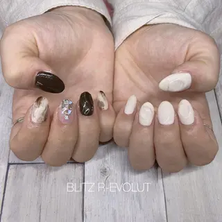 ネイル ☁️BLITZ 🎀笠原雪音🎀のネイルデザイン