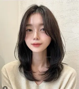 セミロング カラー 表参道/赤み無し 透明感 colorのヘアスタイル