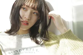 ミディアム しもかわ かほのヘアスタイル