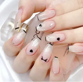 ネイル Lyna 池袋のネイルデザイン