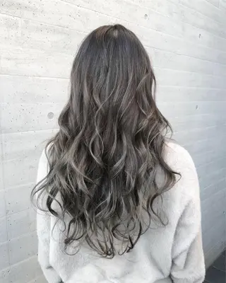 ロング カラー ヘアアレンジ 【公式】amble luxe池袋東口🩷のヘアスタイル