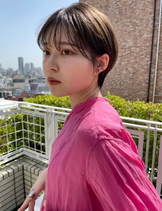 ショート カラー 磯　亜由香 🌷ブリーチのヘアスタイル