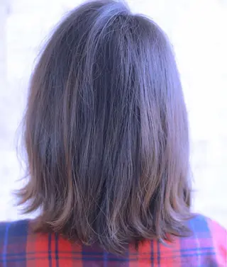 ミディアム 伊藤 裕貴のヘアスタイル