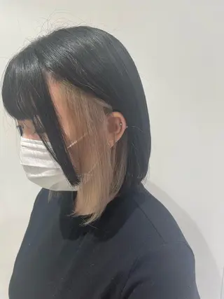 ミディアム 長尾菜々美🐰 ／ハイトーンカラーのヘアスタイル