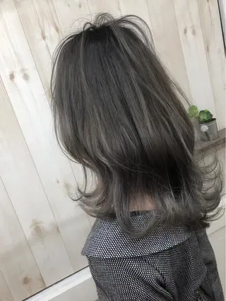 ミディアム カラー PSY(サイ)所属・PSY(サイ)池袋 金田尚久🎨のヘアスタイル
