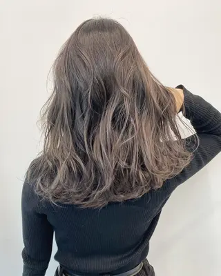 セミロング カラー ヘアアレンジ ブリーチ&似合せボブ 田中寛十のヘアスタイル