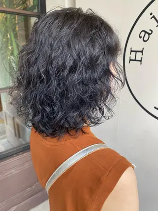 ミディアム カラー パーマ 川越 輝梨奈のヘアスタイル