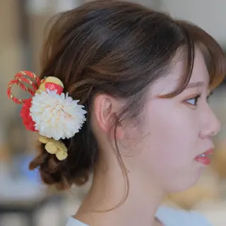 ヘアアレンジ ヘアデザインシュシュ所属・斉藤 三千夫のヘアスタイル